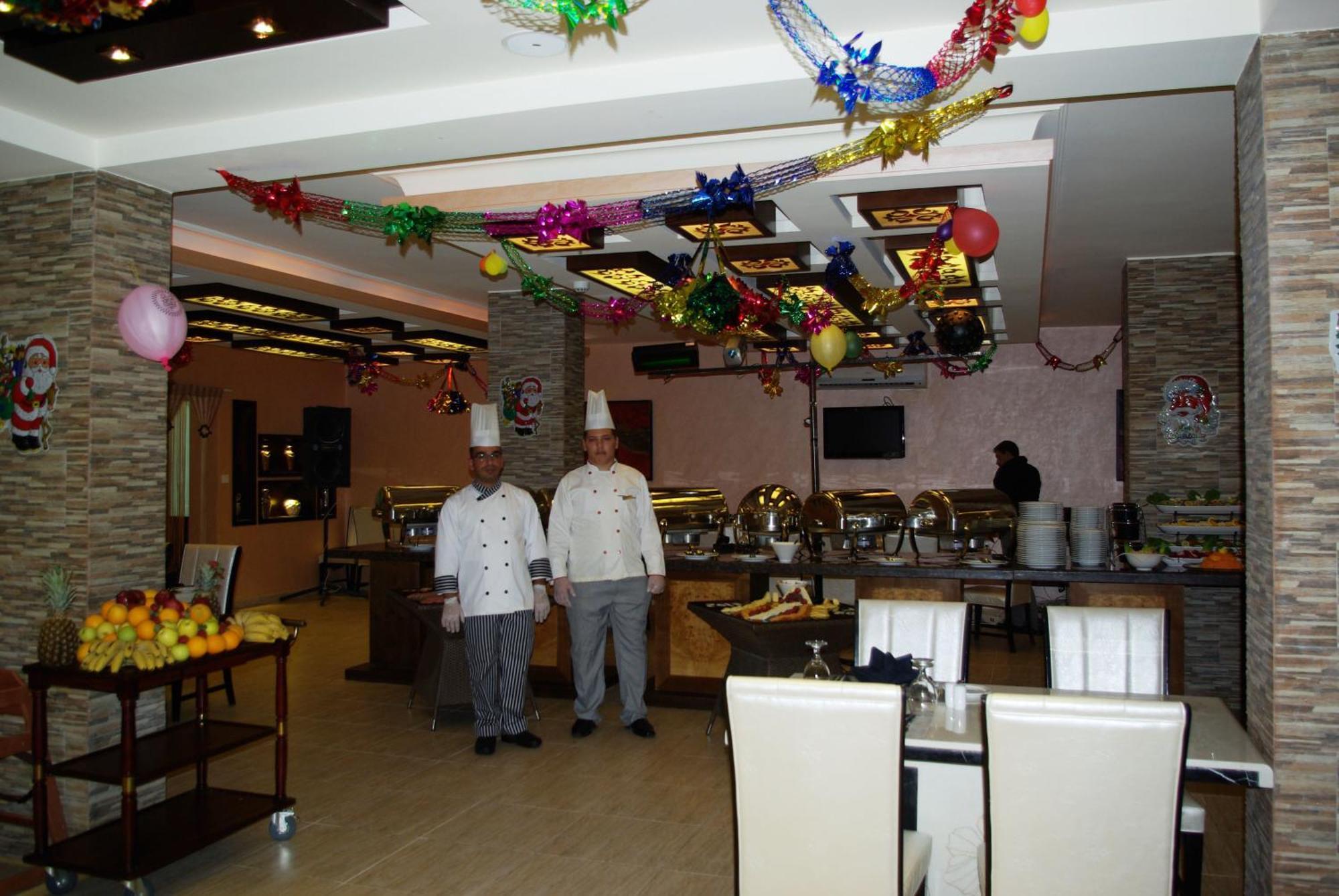 Seven Wonders Hotel Wadi Musa Exterior foto